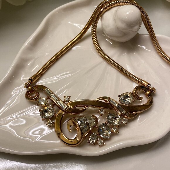 Vintage Signed TRIFARI Pat Pend Alfred Phillipe Gold Tone RHINESTONE NECKLACE - Picture 2 of 9